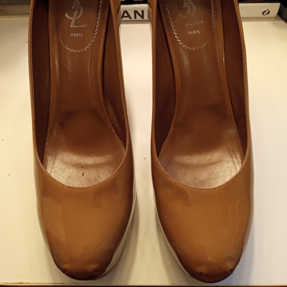 SAINT LAURENT Patent Tribute 80 Platform Pumps